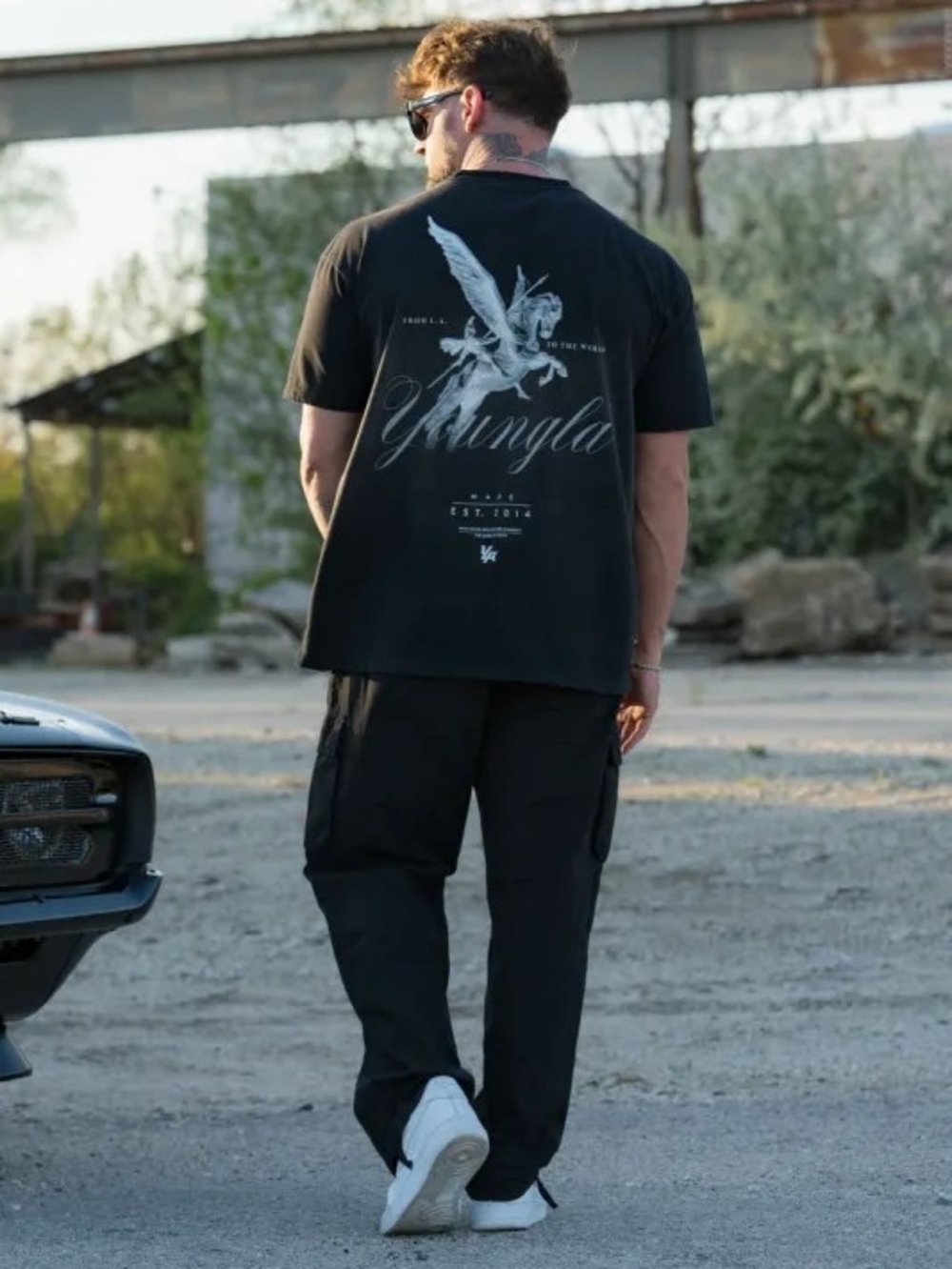 YoungLA Black T-Shirt Blackwash Pegasus Graphic - Picture 2 of 3